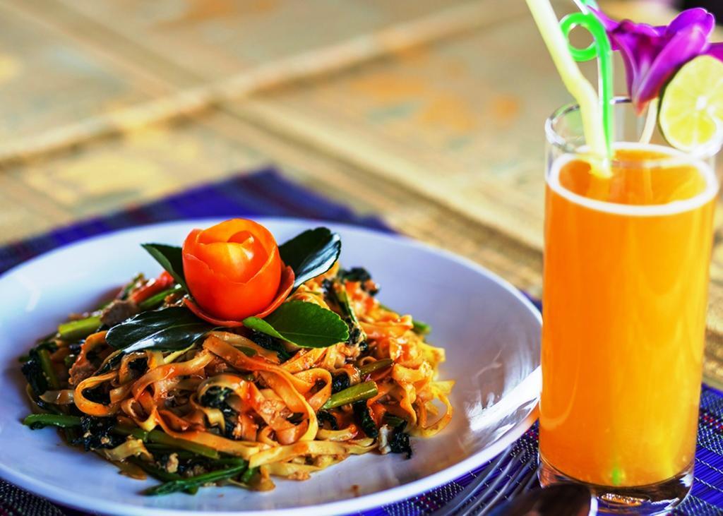 Plumeria Hotel & Spa Siem Reap Exterior foto
